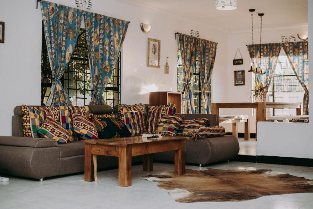 Mambo Arusha Hostel Dış mekan fotoğraf
